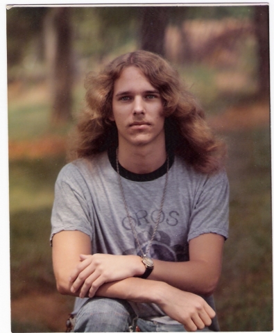 Dave Crume in 1975. Pretty scary, huh? Sure wish I still had all of that hair - what I could do with it today!